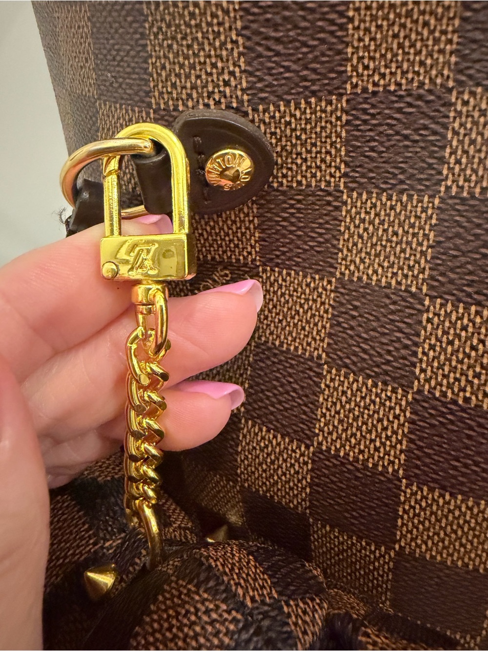 Checkerboard Brown French Bulldog Key/Bag Charm with Gold Chain NWOT - Picture 14 of 14